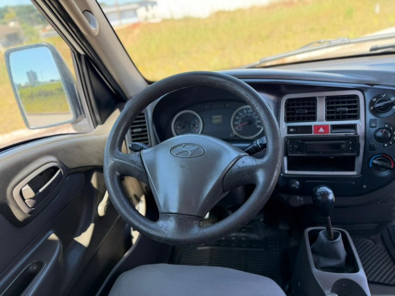 HR 2.5 TCI HDB BAU 4X2 8V 97CV TURBO INTERCOOLER DIESEL 2P MANUAL - 2012 - LAGOA VERMELHA