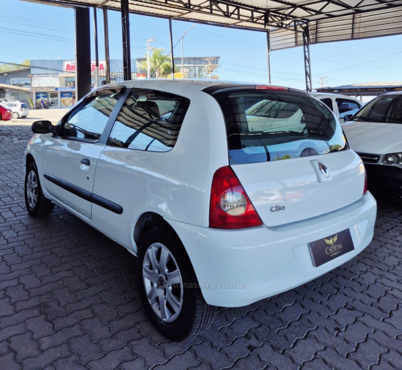 CLIO 1.0 CAMPUS 16V FLEX 2P MANUAL - 2011 - CAXIAS DO SUL