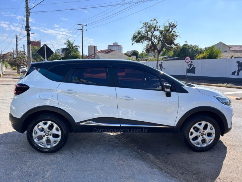 CAPTUR 1.6 LIFE 16V FLEX 4P AUTOMÁTICO - 2020 - VENâNCIO AIRES