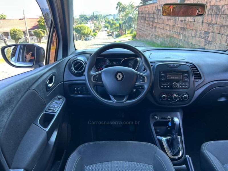 CAPTUR 1.6 LIFE 16V FLEX 4P AUTOMÁTICO - 2020 - VENâNCIO AIRES