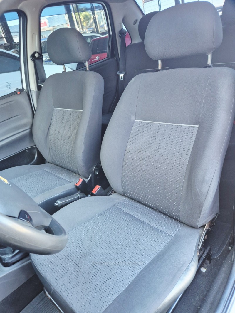 CLASSIC 1.0 VHC LIFE 8V FLEX 4P MANUAL - 2014 - CAXIAS DO SUL