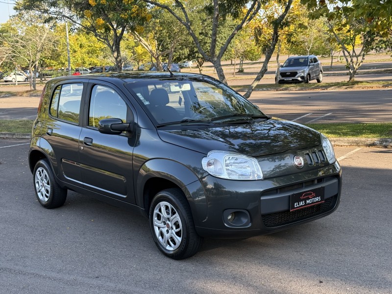 UNO 1.0 EVO VIVACE 8V FLEX 4P MANUAL