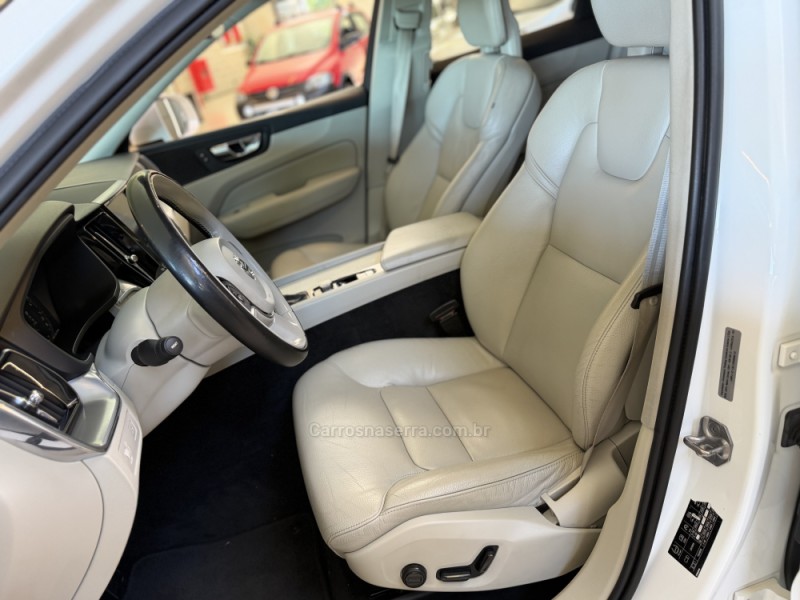 XC60 2.0 T5 MOMENTUM GASOLINA 4P AUTOMÁTICO - 2019 - CARLOS BARBOSA