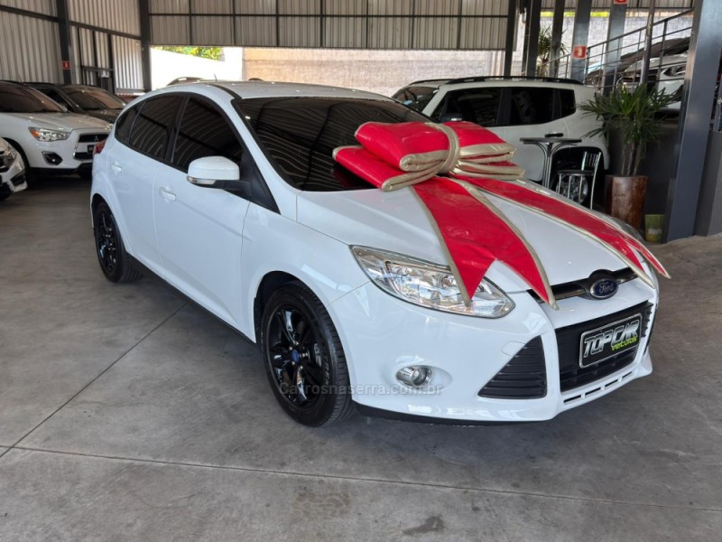 focus 1.6 se hatch 16v flex 4p automatico 2015 campo bom