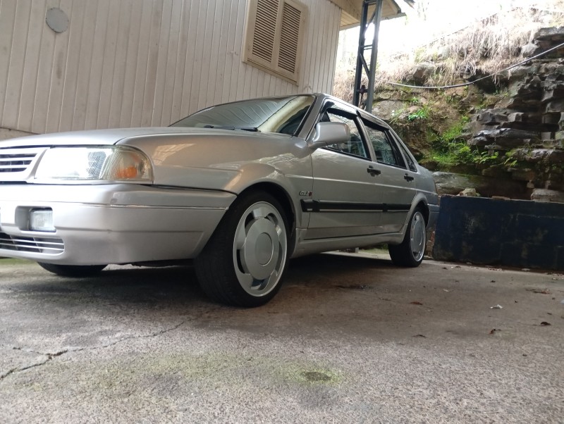 SANTANA 2.0 GLSI 8V GASOLINA 4P MANUAL - 1996 - CAXIAS DO SUL