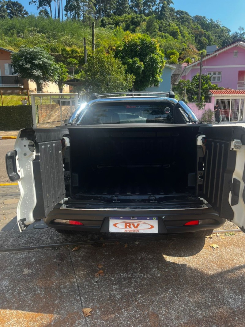 TORO 1.8 16V EVO FLEX FREEDOM AUTOMÁTICO - 2018 - CARLOS BARBOSA