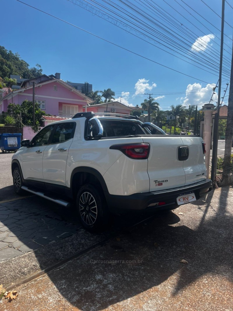 TORO 1.8 16V EVO FLEX FREEDOM AUTOMÁTICO - 2018 - CARLOS BARBOSA
