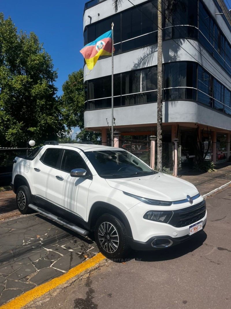 TORO 1.8 16V EVO FLEX FREEDOM AUTOMÁTICO - 2018 - CARLOS BARBOSA