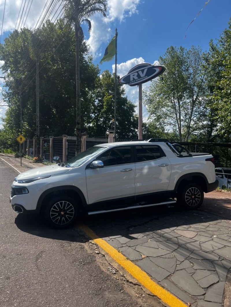TORO 1.8 16V EVO FLEX FREEDOM AUTOMÁTICO - 2018 - CARLOS BARBOSA