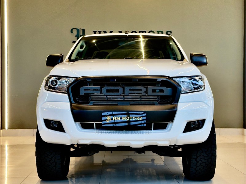 RANGER 2.2 XL 4X4 CD 16V DIESEL 4P MANUAL - 2015 - CAXIAS DO SUL