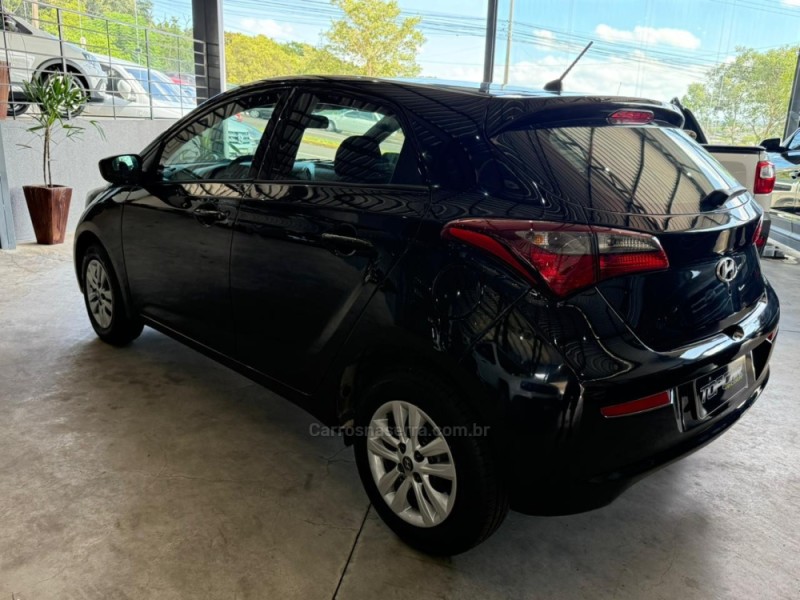 HB20 1.0 COMFORT PLUS 12V FLEX 4P MANUAL - 2019 - CAMPO BOM