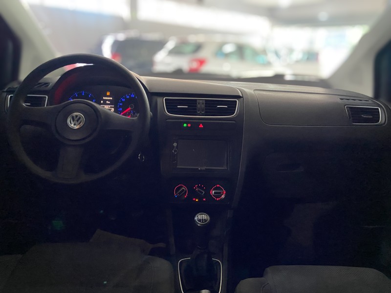 FOX 1.0 MI 8V FLEX 4P MANUAL - 2011 - CAXIAS DO SUL