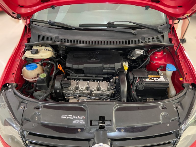 FOX 1.0 MI 8V FLEX 4P MANUAL - 2011 - CAXIAS DO SUL