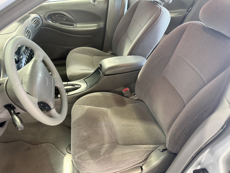 TAURUS 3.0 LX V6 24V GASOLINA 4P AUTOMÁTICO - 1997 - GARIBALDI