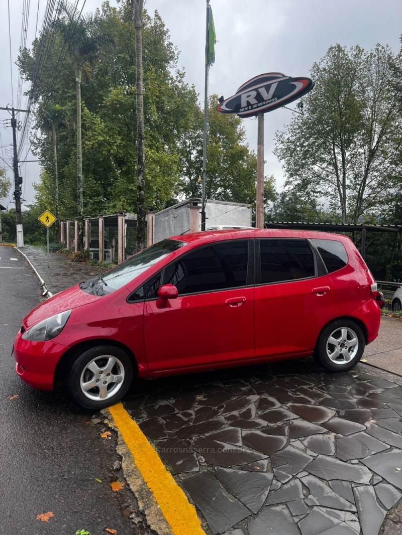 FIT 1.4 LXL 16V FLEX 4P MANUAL - 2005 - CARLOS BARBOSA