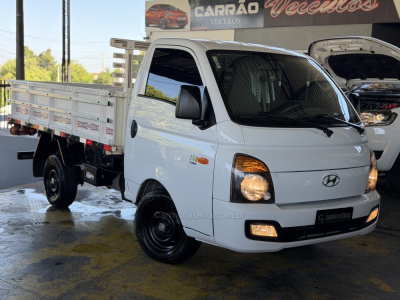 hr 2.5 longo com cacamba 4x2 16v 130cv turbo intercooler diesel 2p manual 2021 parobe