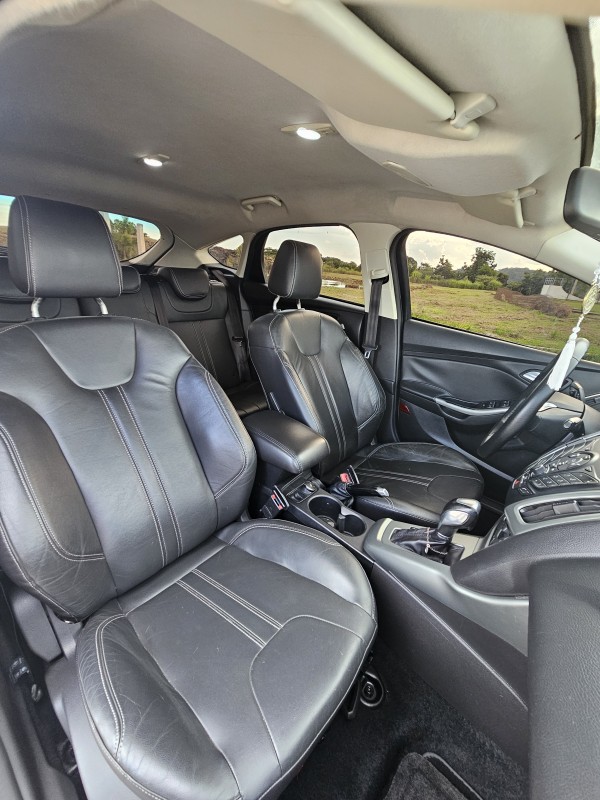 FOCUS 1.6 SE 16V FLEX 4P AUTOMÁTICO - 2015 - ANTôNIO PRADO