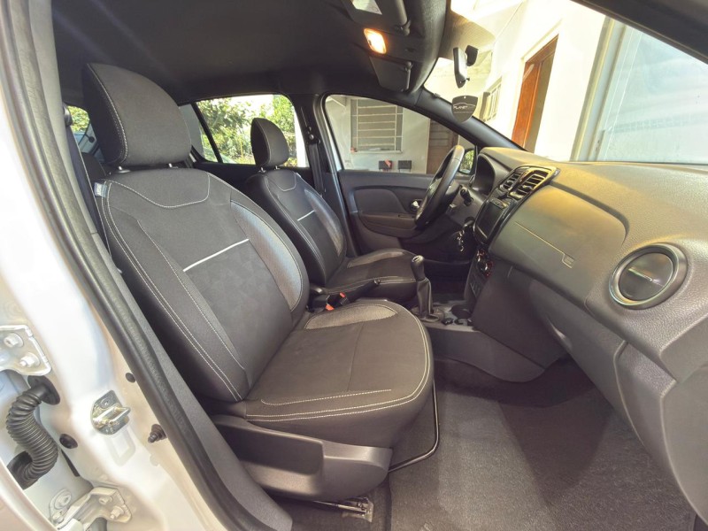 SANDERO 1.0 ZEN 12V FLEX 4P MANUAL - 2020 - FARROUPILHA