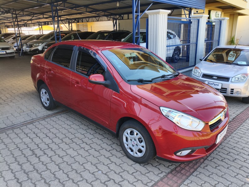 GRAND SIENA 1.4 MPI ATTRACTIVE 8V FLEX 4P MANUAL - 2014 - BOM PRINCíPIO