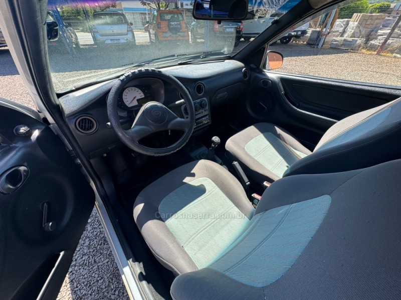 CELTA 1.0 MPFI 8V GASOLINA 2P MANUAL - 2002 - IGREJINHA