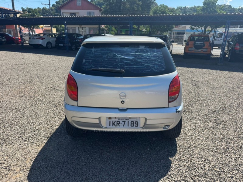 CELTA 1.0 MPFI 8V GASOLINA 2P MANUAL - 2002 - IGREJINHA