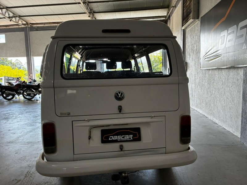 KOMBI 1.6 MI STD 8V GASOLINA 3P MANUAL - 2010 - BOM PRINCíPIO