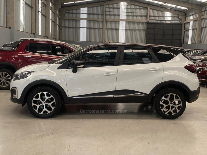 CAPTUR 1.6 16V INTENSE BOSE FLEX 4P AUTOMÁTICO - 2021 - BENTO GONçALVES