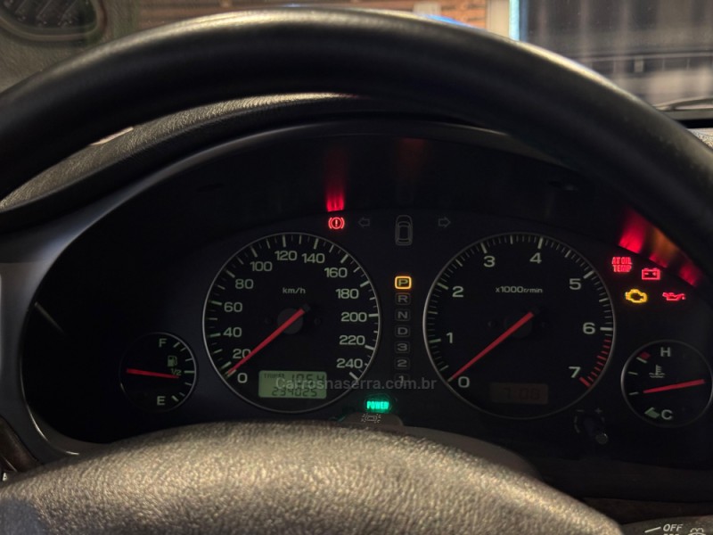 OUTBACK 2.5 4X4 16V GASOLINA 4P AUTOMÁTICO - 2002 - FARROUPILHA