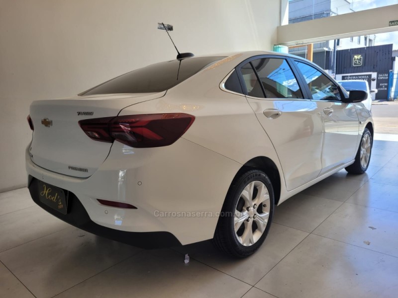 ONIX 1.0	PREMIER II PLUS 12V TURBO FLEX 4P AUTOMÁTICO - 2020 - CANELA