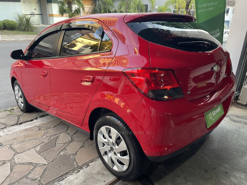 ONIX 1.4 MPFI LT 8V FLEX 4P MANUAL - 2014 - BENTO GONçALVES