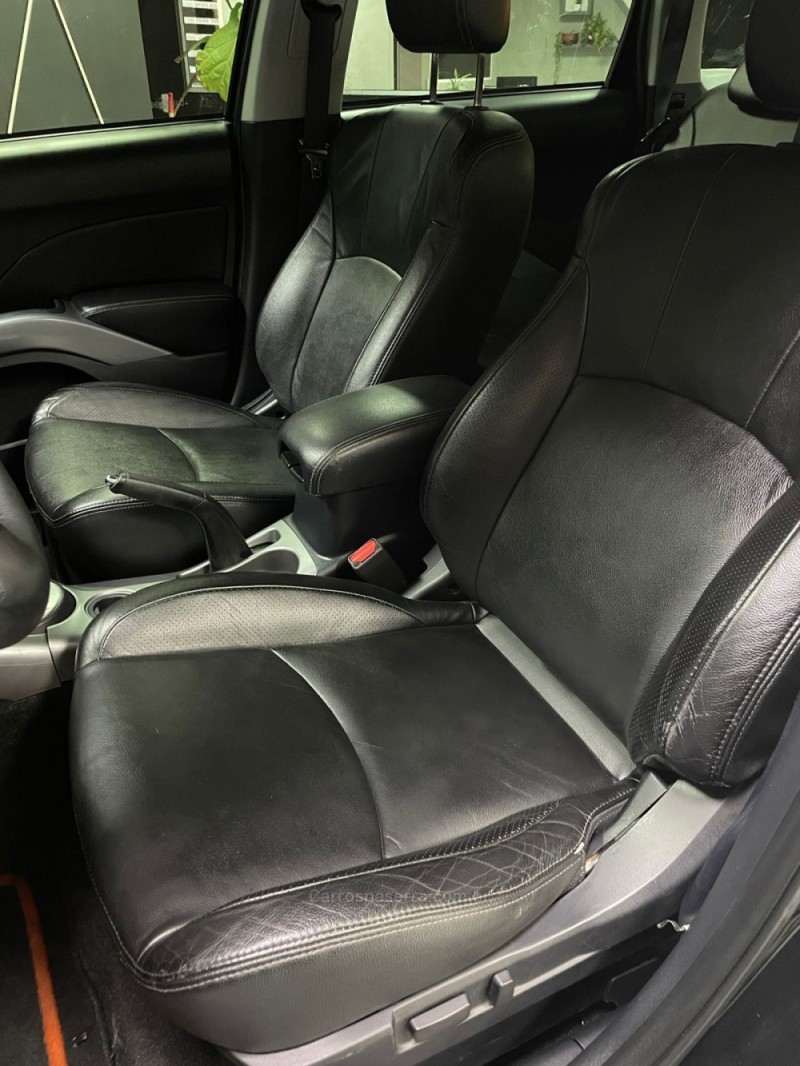 OUTLANDER 2.0 16V GASOLINA 4P AUTOMÁTICO - 2012 - NOVO HAMBURGO