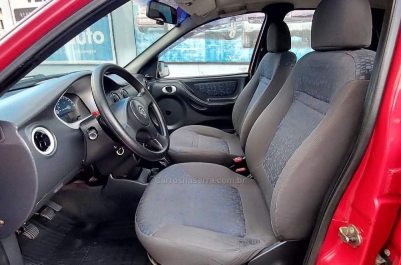CELTA 1.0 MPFI VHC SUPER 8V GASOLINA 4P MANUAL - 2005 - SALVADOR DO SUL