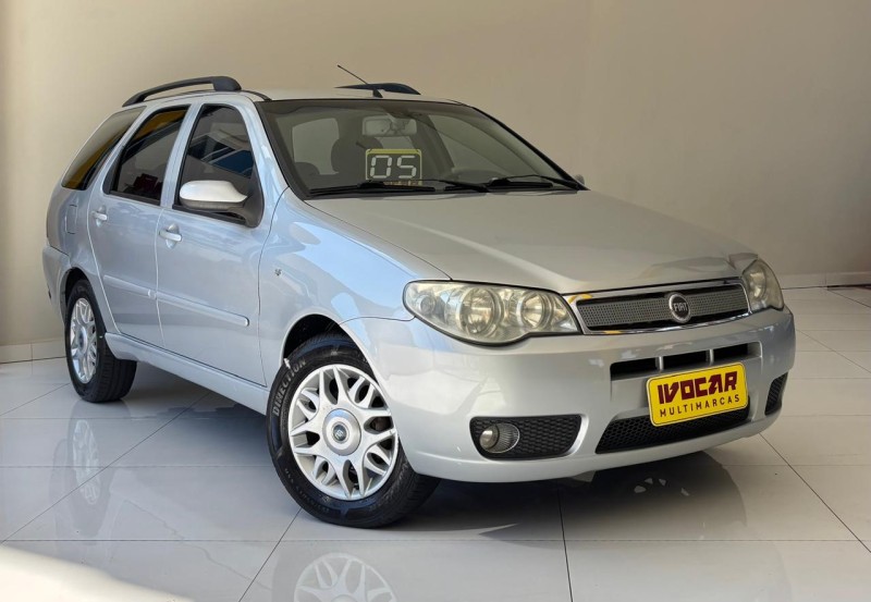 PALIO 1.8 MPI HLX WEEKEND 8V FLEX 4P MANUAL - 2005 - VACARIA