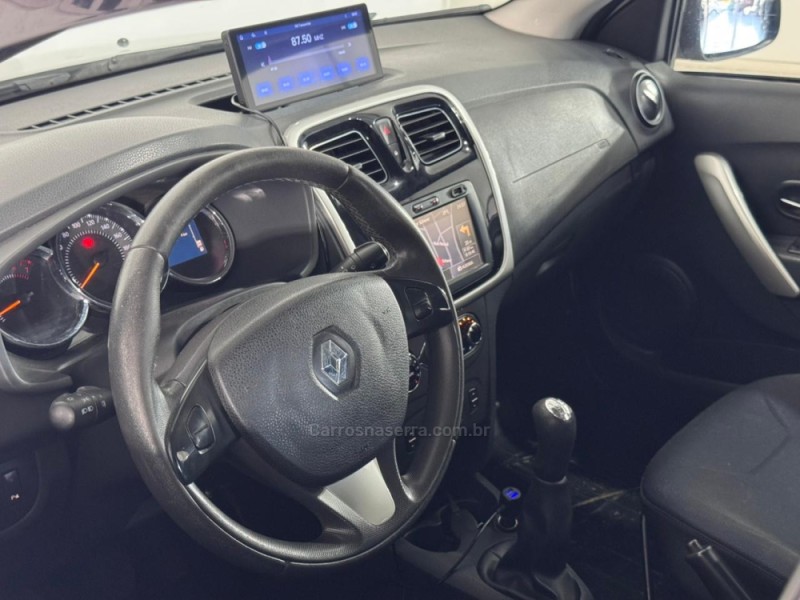 SANDERO 1.6 DYNAMIQUE 8V FLEX 4P MANUAL - 2015 - ESTâNCIA VELHA