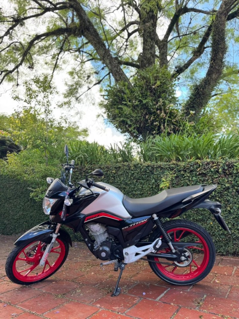 CG 160 TITAN - 2023 - LAJEADO