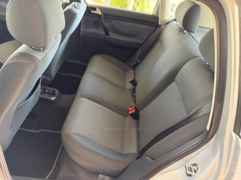 POLO 1.6 MI 8V TOTAL FLEX 4P MANUAL - 2012 - NOVA PRATA