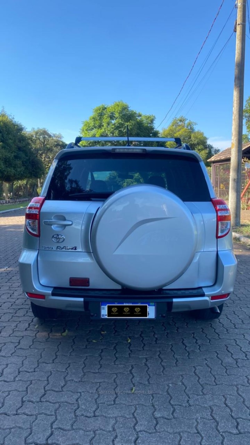 RAV4 2.0 4X2 16V GASOLINA 4P AUTOMÁTICO - 2011 - IVOTI