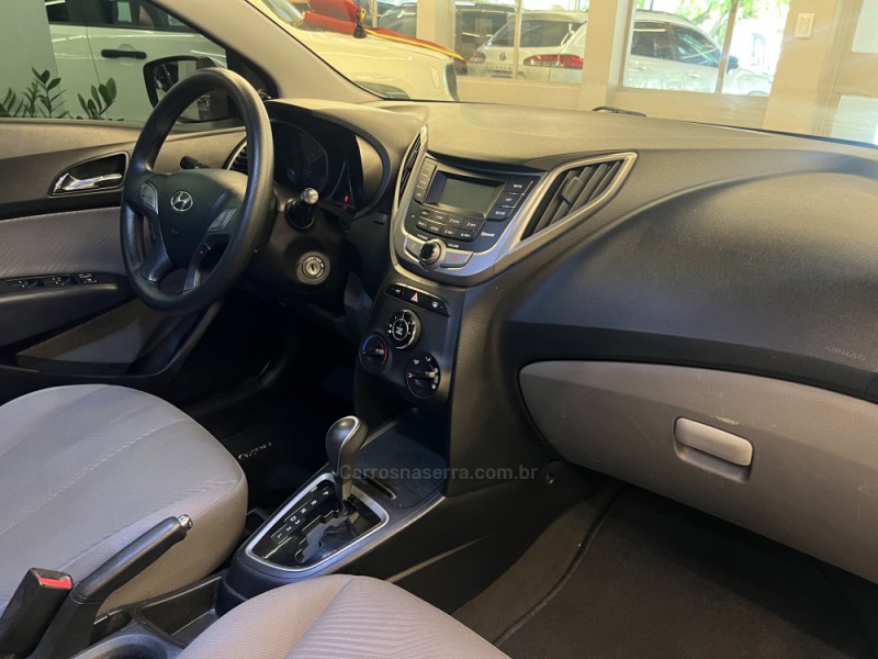 HB20S 1.6 COMFORT PLUS 16V FLEX 4P AUTOMÁTICO - 2015 - NOVO HAMBURGO