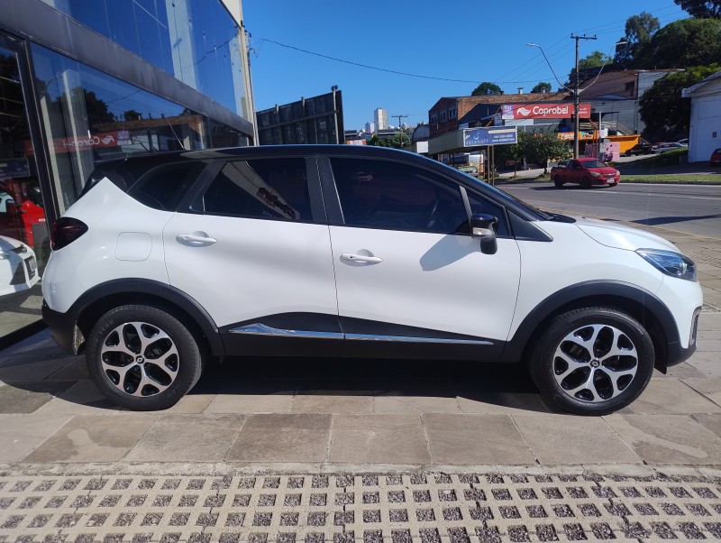 CAPTUR 1.6 16V FLEX INTENSE AUTOMÁTICO - 2019 - CAXIAS DO SUL