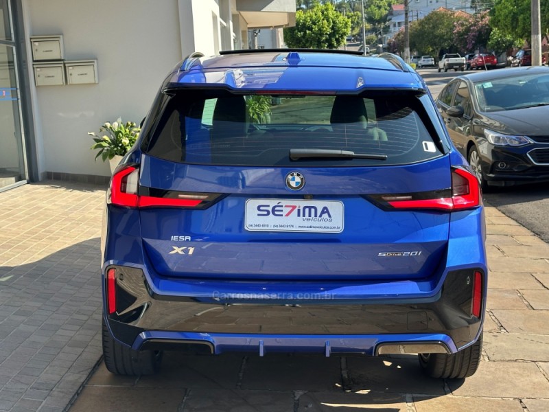 X1 2.0 16V TURBO ACTIVEFLEX SDRIVE20I M SPORT 4P AUTOMÁTICO - 2024 - GUAPORé