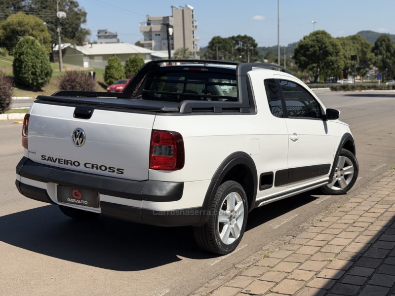 SAVEIRO 1.6 CROSS CE 8V FLEX 2P MANUAL - 2011 - NOVA PRATA