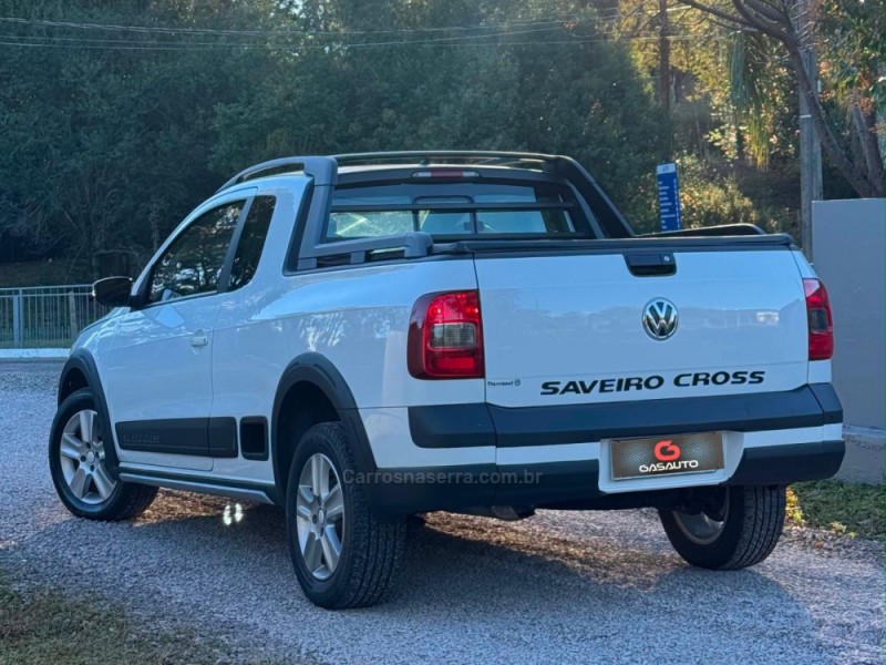 SAVEIRO 1.6 CROSS CE 8V FLEX 2P MANUAL - 2011 - NOVA PRATA