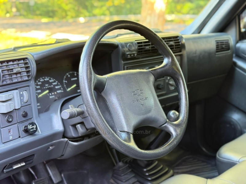 S10 2.8 4X4 CD 12V TURBO INTERCOOLER DIESEL 4P MANUAL - 2000 - DOIS IRMãOS