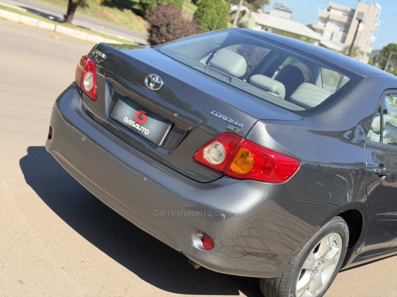 COROLLA 1.8 GLI 16V FLEX 4P AUTOMÁTICO - 2011 - NOVA PRATA