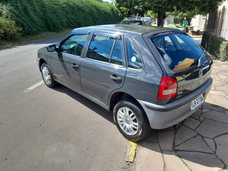 GOL 1.0 MI CITY 8V GASOLINA 4P MANUAL G.III - 2004 - NOVA PRATA