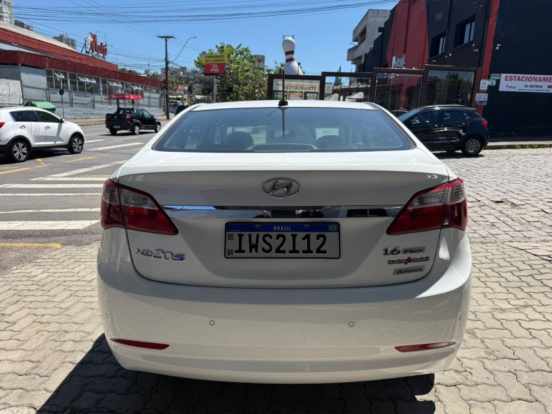 HB20S 1.6 IMPRESS 16V FLEX 4P AUTOMÁTICO - 2015 - CAXIAS DO SUL