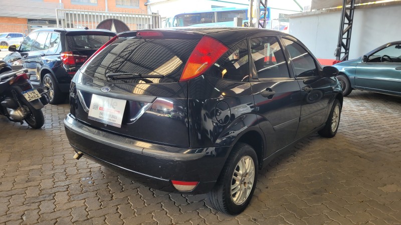 FOCUS 1.6 8V GASOLINA 4P MANUAL - 2009 - GARIBALDI