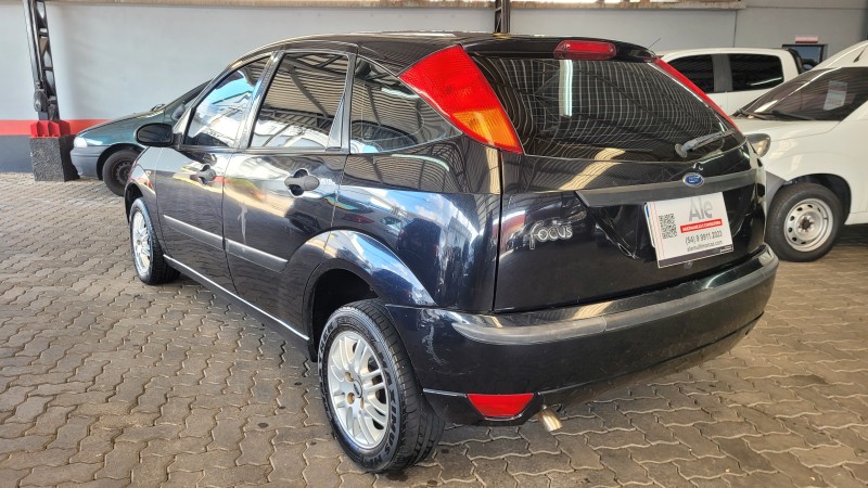 FOCUS 1.6 8V GASOLINA 4P MANUAL - 2009 - GARIBALDI