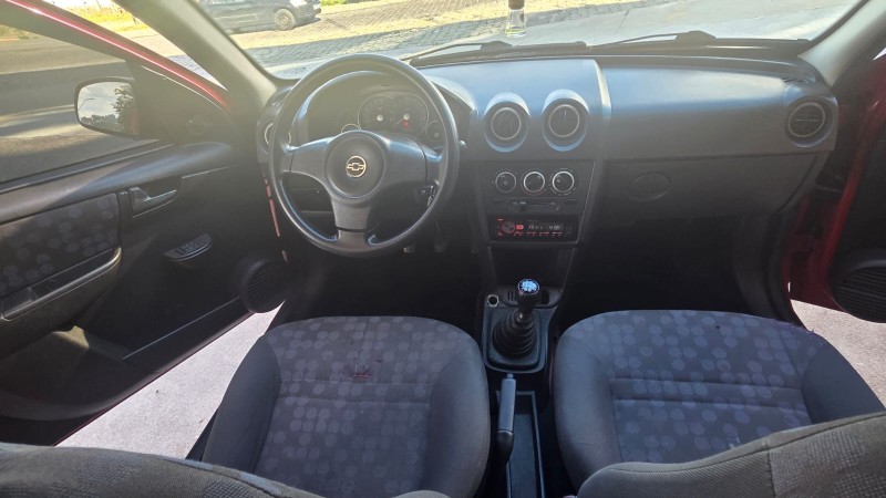 PRISMA 1.0 MPFI VHCE JOY 8V FLEX 4P MANUAL - 2010 - CAXIAS DO SUL