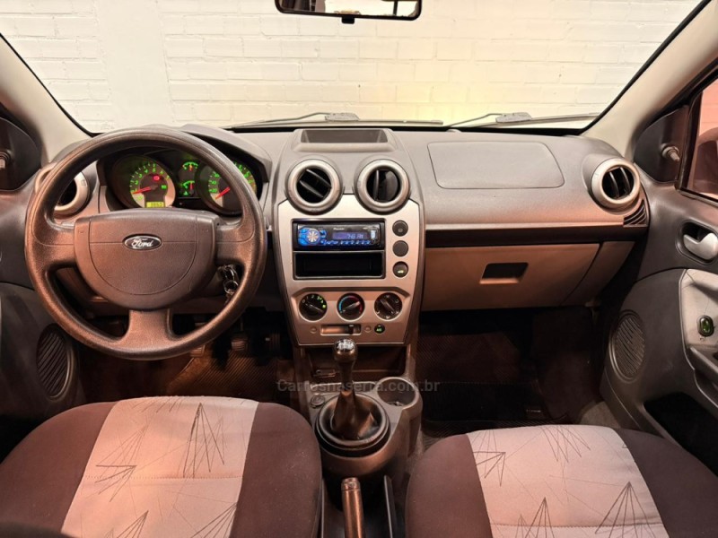 FIESTA 1.6 MPI HATCH 8V FLEX 4P MANUAL - 2008 - CAXIAS DO SUL